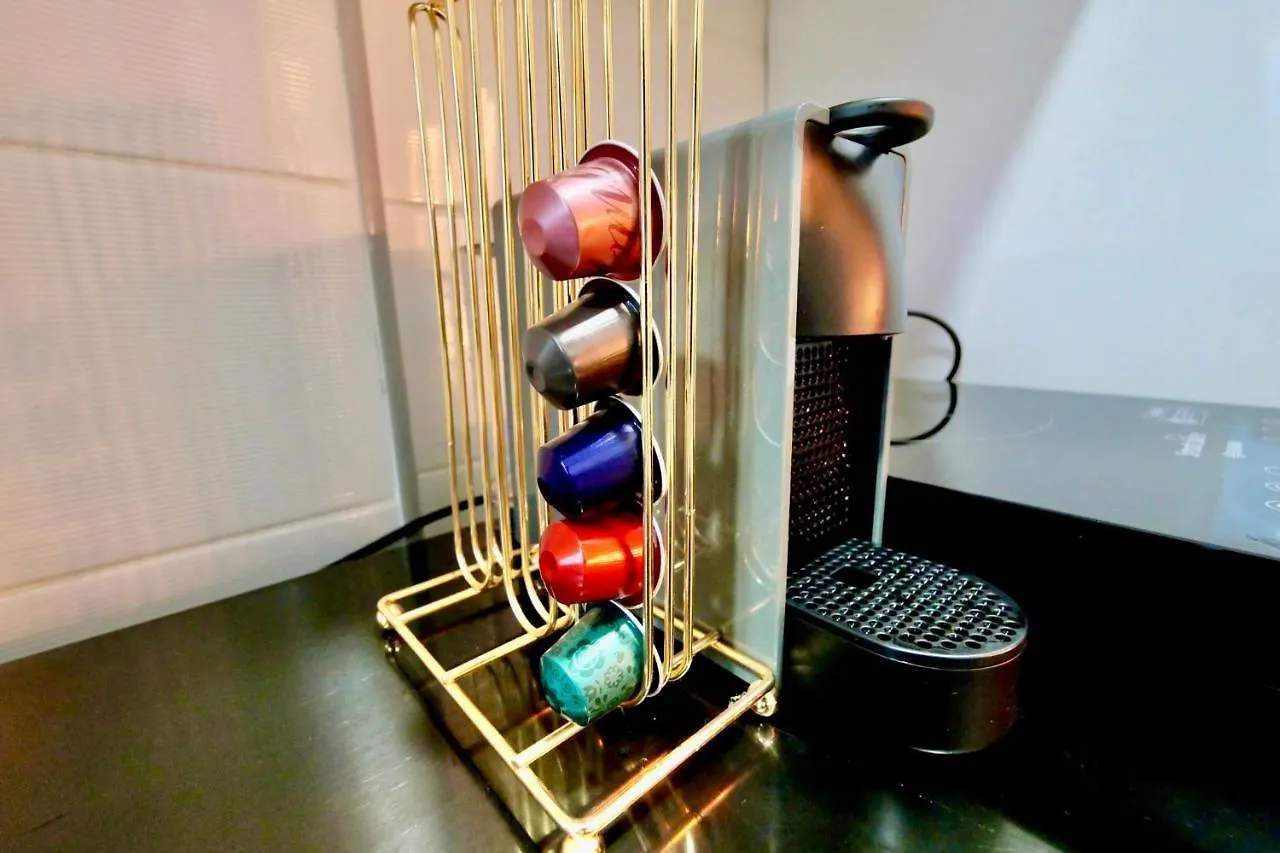 Paragon Serviced Suites Johor Bahru 0*,
